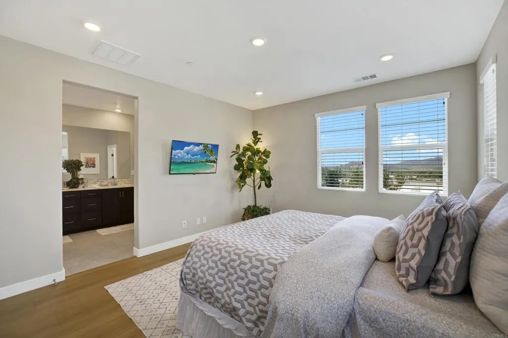 https://cdn.realtyfeed.com/cdn/127/307065417/f0c59d1778294363325c838a9a73f2e3.webp