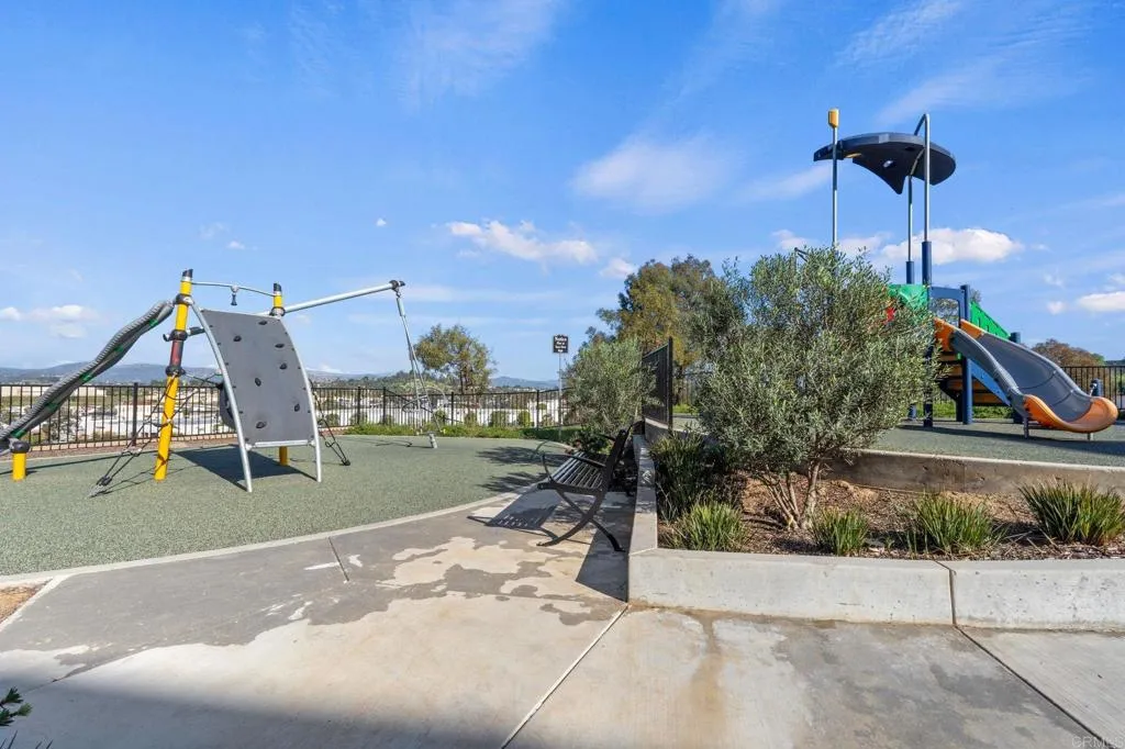https://cdn.realtyfeed.com/cdn/127/307065417/f3852cbea286f35c8f38d380daebf60a.webp