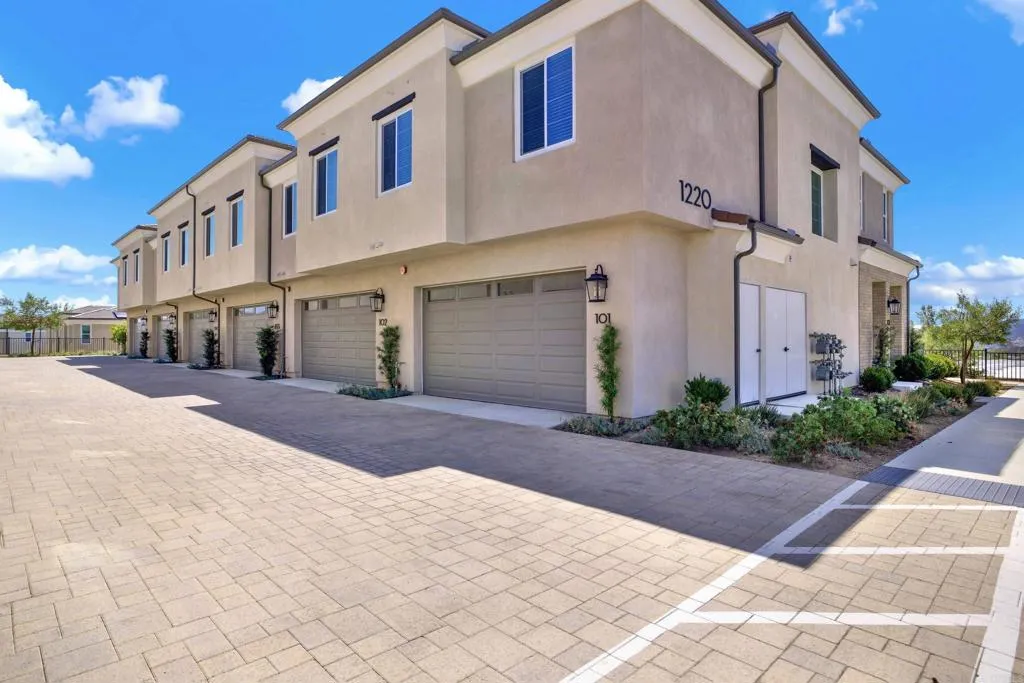 https://cdn.realtyfeed.com/cdn/127/307065417/ff233a35584753591bf845059088a893.webp