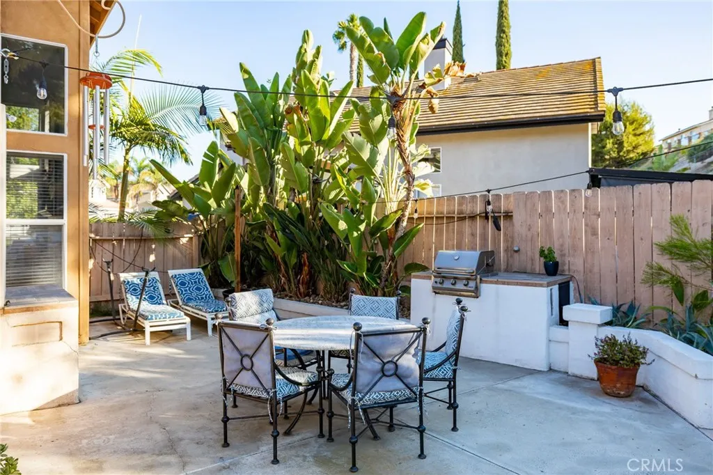 https://cdn.realtyfeed.com/cdn/127/307065418/07c51a5b21218f40cde13b8e68c768c9.webp