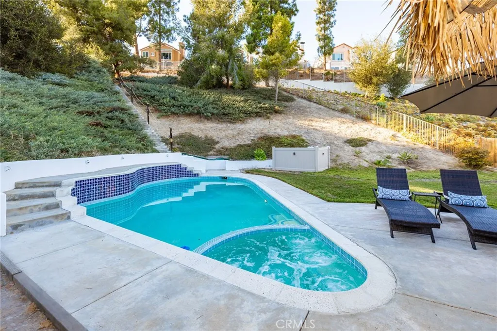 https://cdn.realtyfeed.com/cdn/127/307065418/1cb25b7dca0701a0d8df42e580d950ef.webp