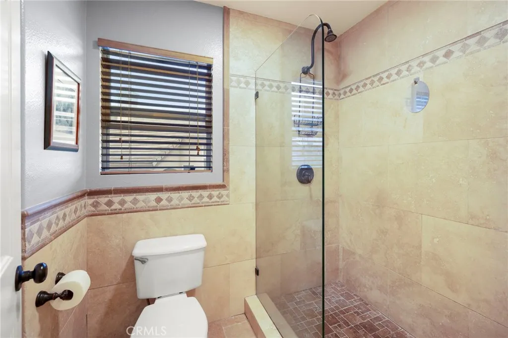 https://cdn.realtyfeed.com/cdn/127/307065418/2b014abf9191f970bc0297c43423ab8e.webp