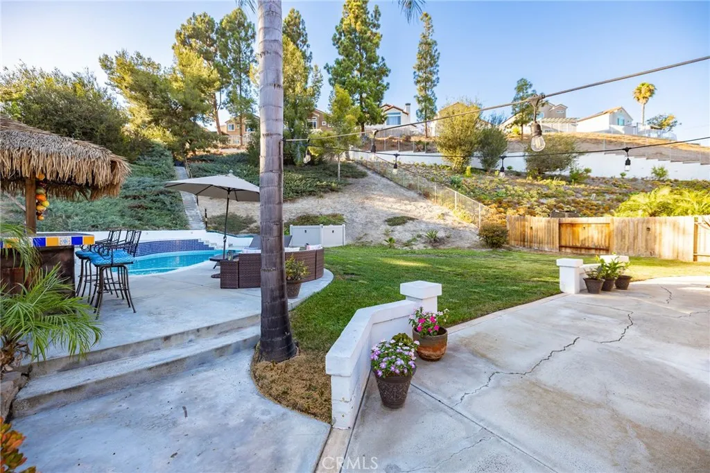 https://cdn.realtyfeed.com/cdn/127/307065418/6e24256ec4b18ad2ed0c7989456a0936.webp