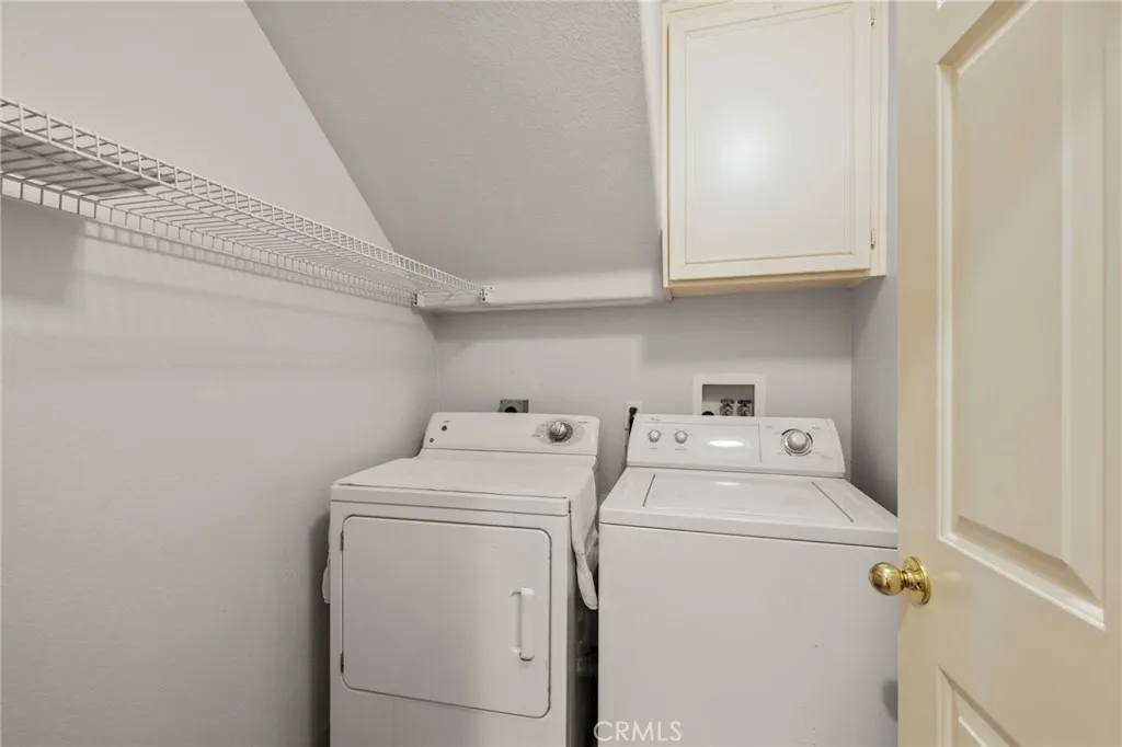 https://cdn.realtyfeed.com/cdn/127/307065418/fe82f26495bae4b88f09c7a8a82489d0.webp