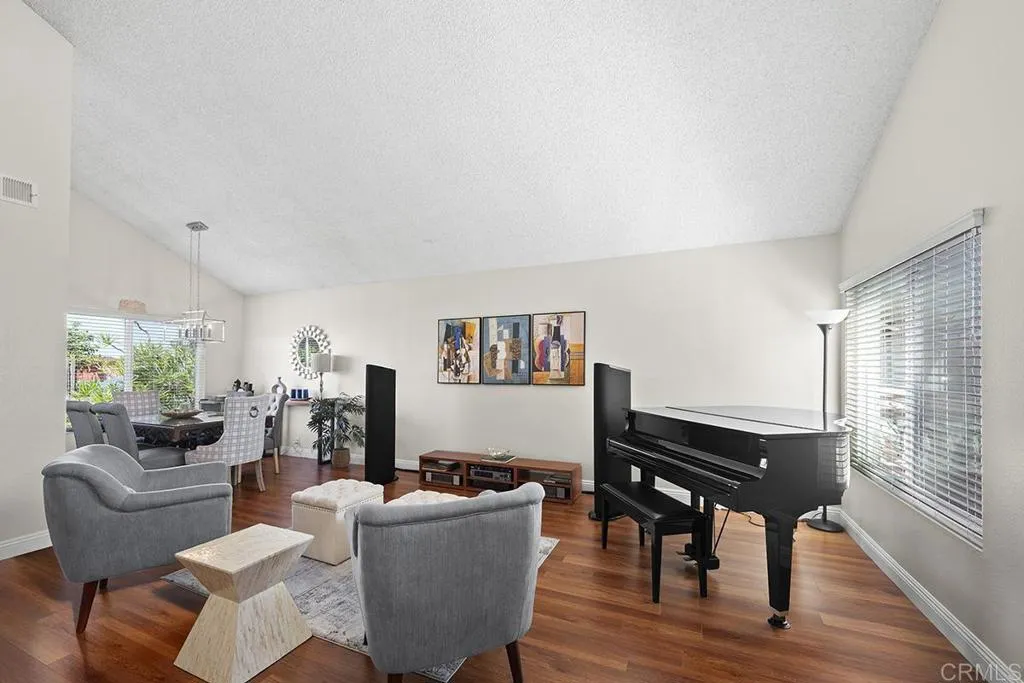 https://cdn.realtyfeed.com/cdn/127/307065426/5ba711aa9eaaa4fac007c8ba4955a033.webp