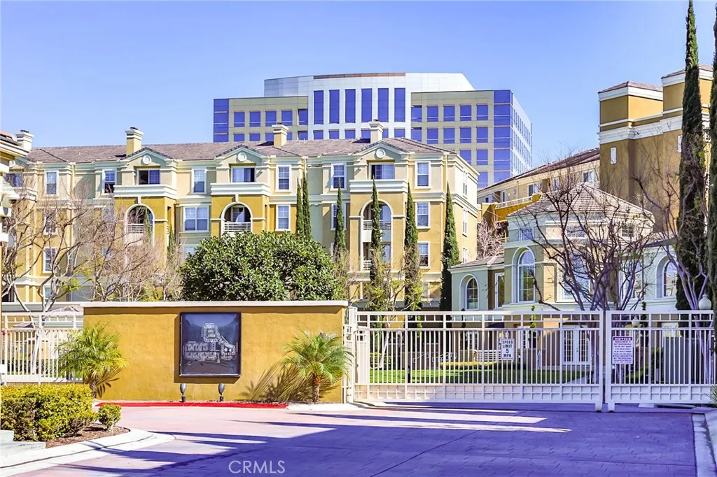 Santa Ana, CA 92707
