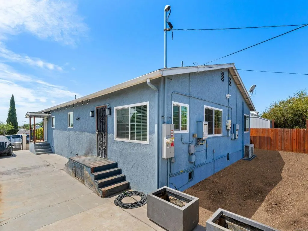 https://cdn.realtyfeed.com/cdn/127/307065437/504f6aa7fe5b0e967e7b40827850aea9.webp