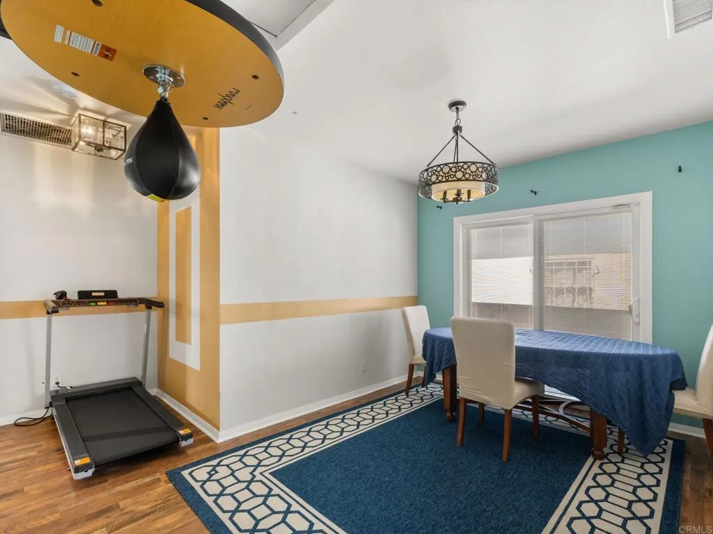 https://cdn.realtyfeed.com/cdn/127/307065437/e9e2a5b273d8626969638110a0d74a25.webp
