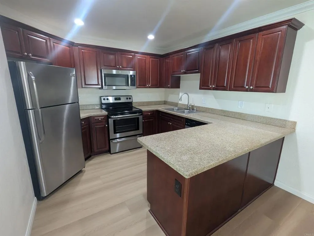 https://cdn.realtyfeed.com/cdn/127/307065455/522e6e63dfc3b4d1ef64f39a01530b58.webp
