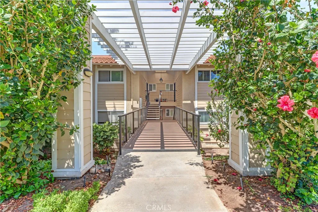 Laguna Woods, CA 92637