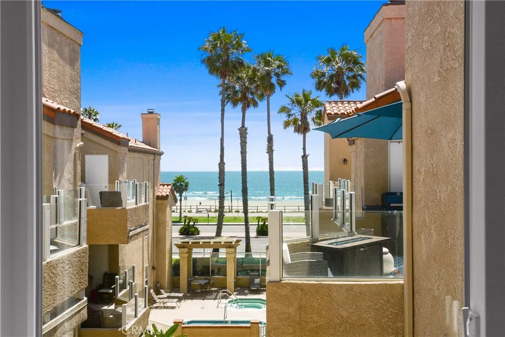 Huntington Beach, CA 92648