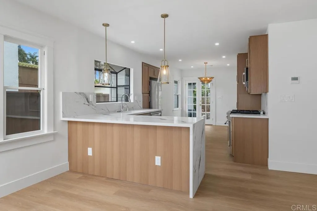 https://cdn.realtyfeed.com/cdn/127/307065665/e7f9365d6e782f3e90b7df95bc372433.webp