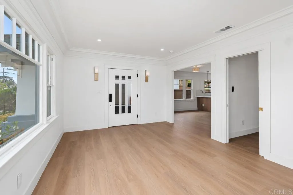 https://cdn.realtyfeed.com/cdn/127/307065665/ed55785e7c9a6715fa3109159e42effb.webp