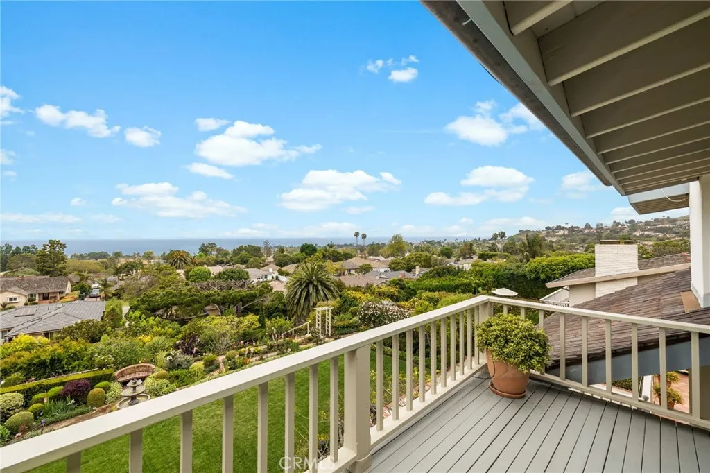 Palos Verdes Estates, CA 90274