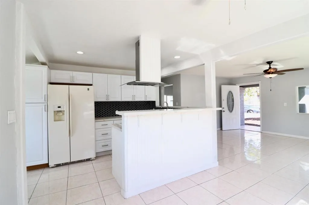 https://cdn.realtyfeed.com/cdn/127/307065739/11cacaeadc5e1c770c3300783374f45e.webp