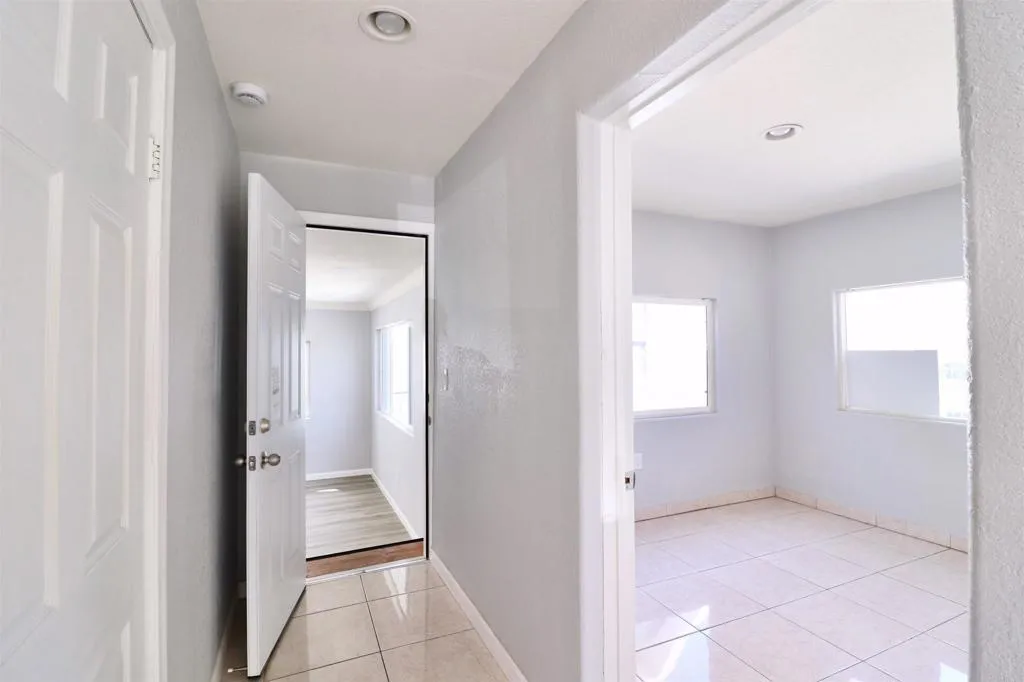 https://cdn.realtyfeed.com/cdn/127/307065739/2301872d65c2f5fbb76cb5a88c5e7dce.webp