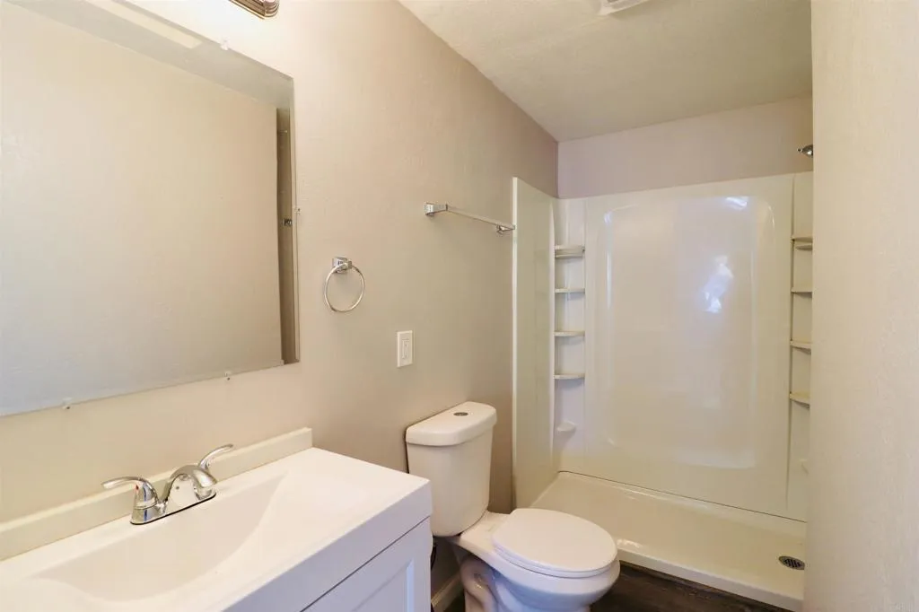 https://cdn.realtyfeed.com/cdn/127/307065739/244f1f8c74217463970f211f11d73382.webp