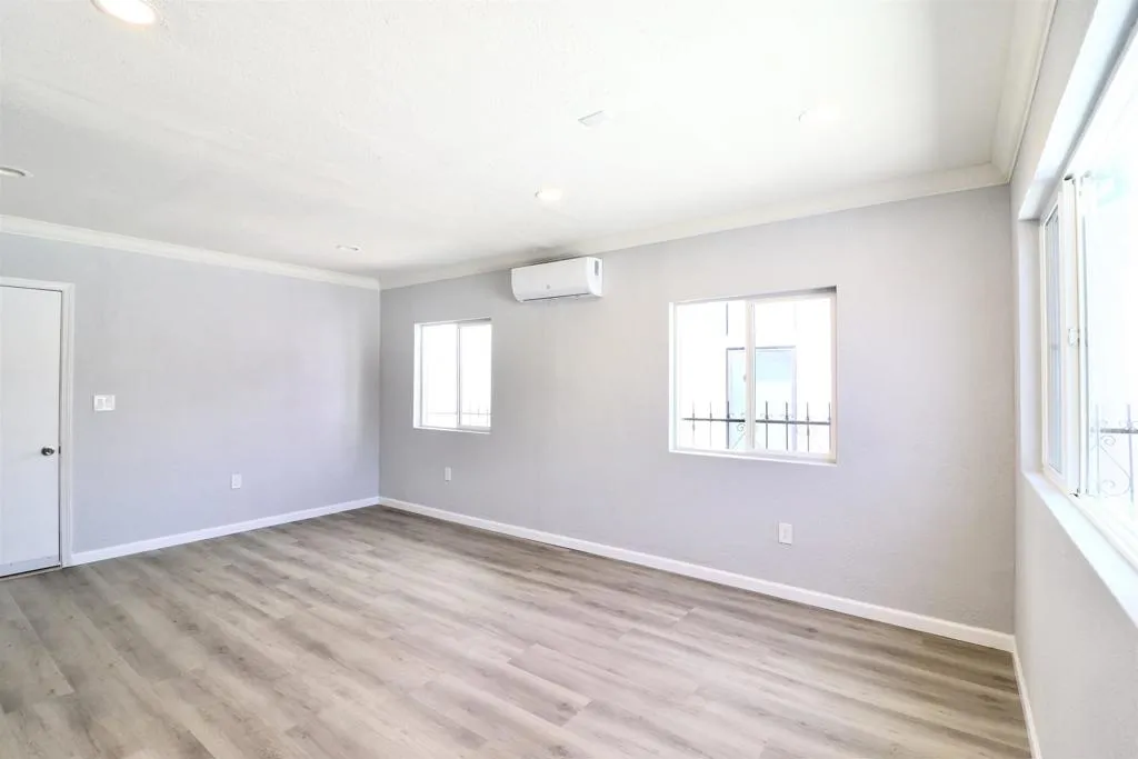 https://cdn.realtyfeed.com/cdn/127/307065739/ab27a05492f046197c96d5d2e5b09b70.webp