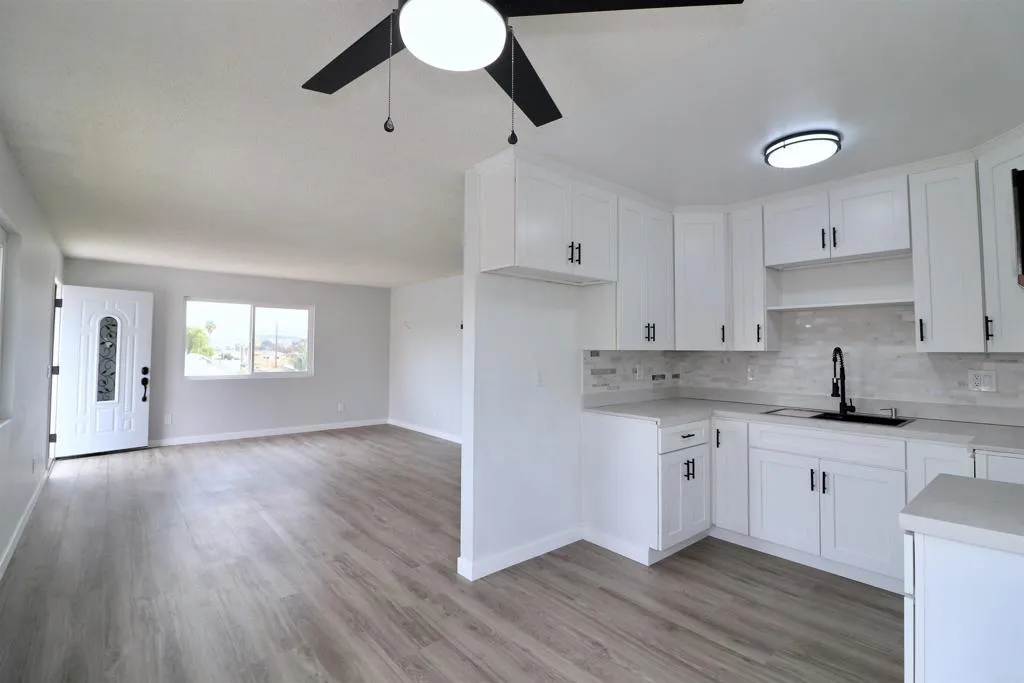 https://cdn.realtyfeed.com/cdn/127/307065739/bede2a43f8834f79d5c476ee42b297f0.webp