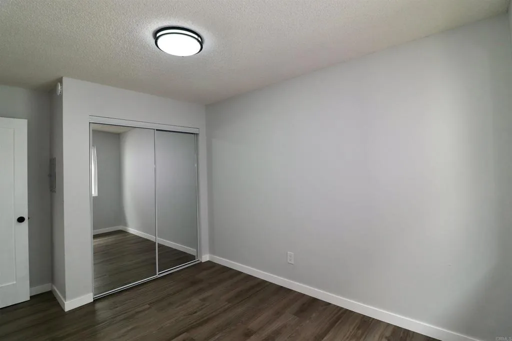 https://cdn.realtyfeed.com/cdn/127/307065739/cb928e056796639de1ff507328bb31c9.webp