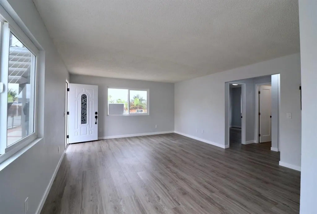 https://cdn.realtyfeed.com/cdn/127/307065739/ce19a7335d811585236a1e9527b280ad.webp