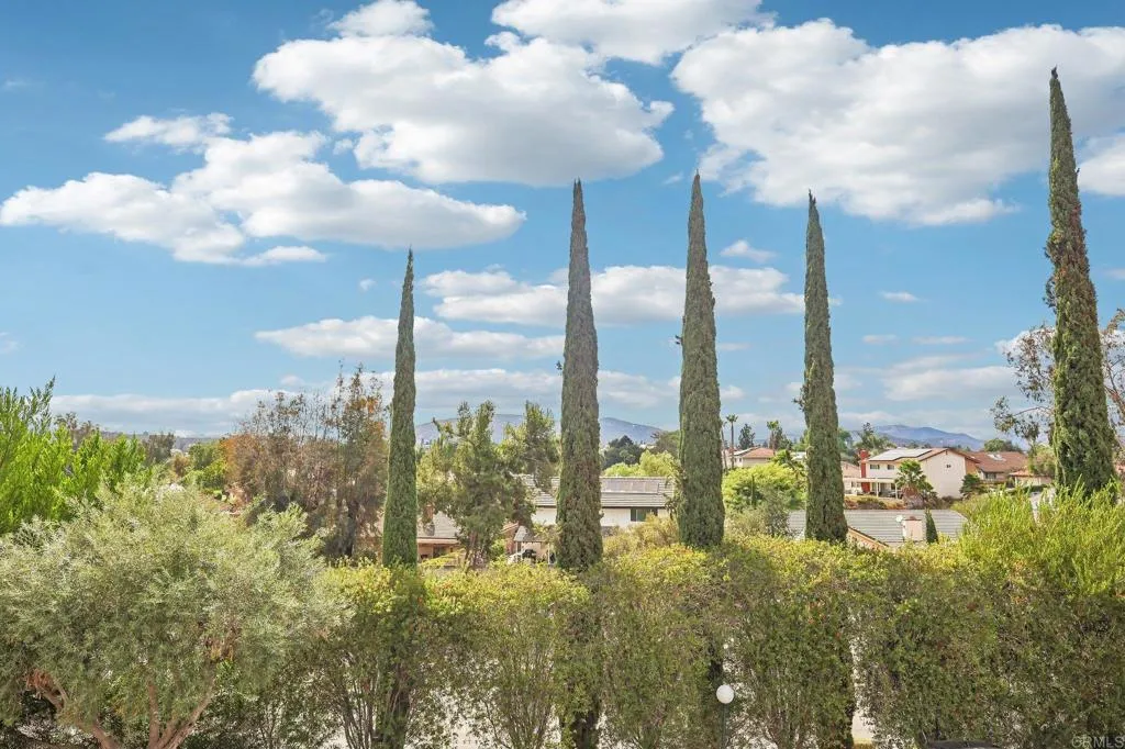 https://cdn.realtyfeed.com/cdn/127/307065748/34996a425ab296d6c47ea1688ff10e22.webp
