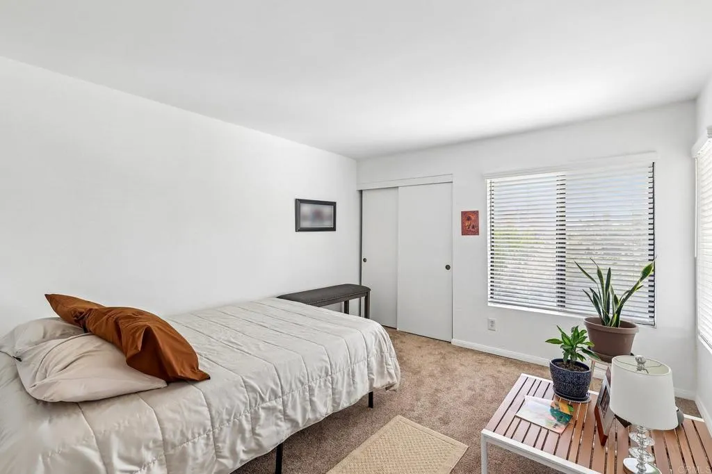 https://cdn.realtyfeed.com/cdn/127/307065748/402c02c61406c0e7e5af6a69e7fcb532.webp
