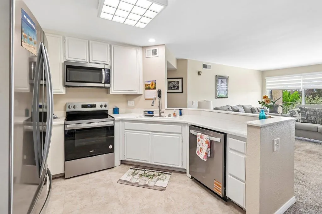 https://cdn.realtyfeed.com/cdn/127/307065748/7b806636b0052774a5043be04218581e.webp
