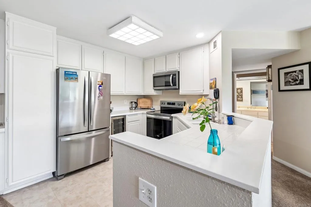 https://cdn.realtyfeed.com/cdn/127/307065748/f424aeb787b640c74b4b847c6e0ee093.webp
