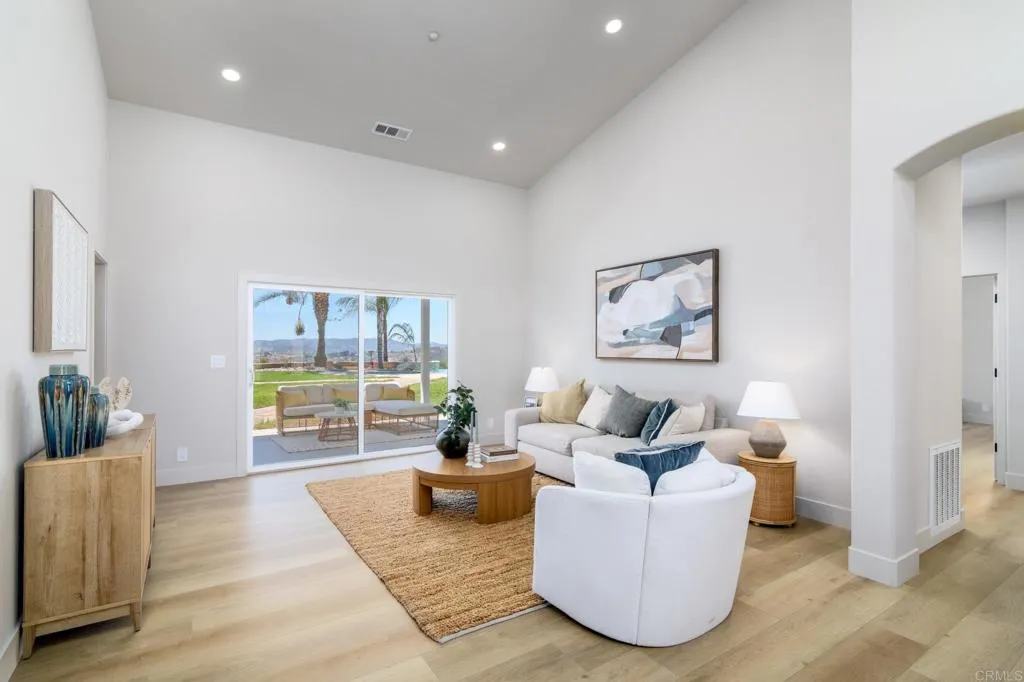 https://cdn.realtyfeed.com/cdn/127/307065780/09bab0e0ea3e1dac2bc923691a7b18c8.webp