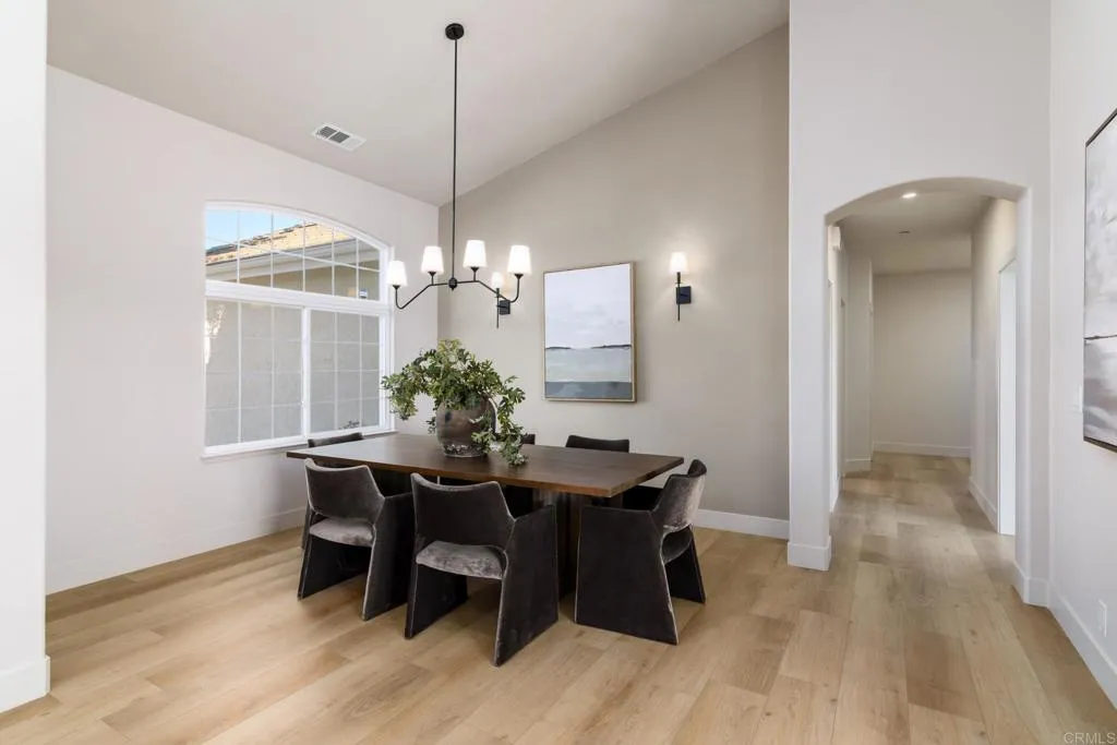 https://cdn.realtyfeed.com/cdn/127/307065780/1761669a6ae64b78a034e50024fb52c4.webp