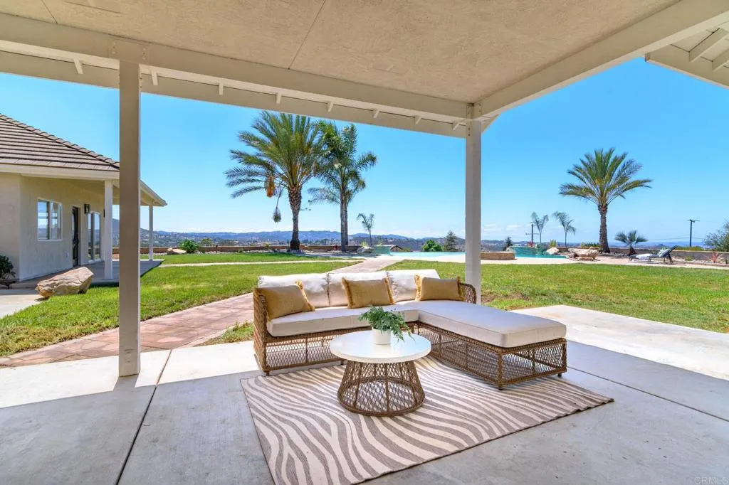 https://cdn.realtyfeed.com/cdn/127/307065780/348c66ade7c51949ee1d82713696a9bf.webp