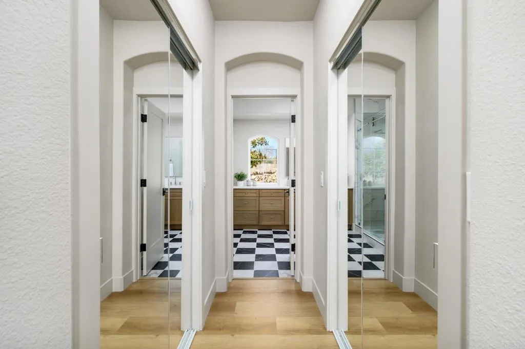 https://cdn.realtyfeed.com/cdn/127/307065780/56d35d44c2c65970b7e55690f3da385e.webp