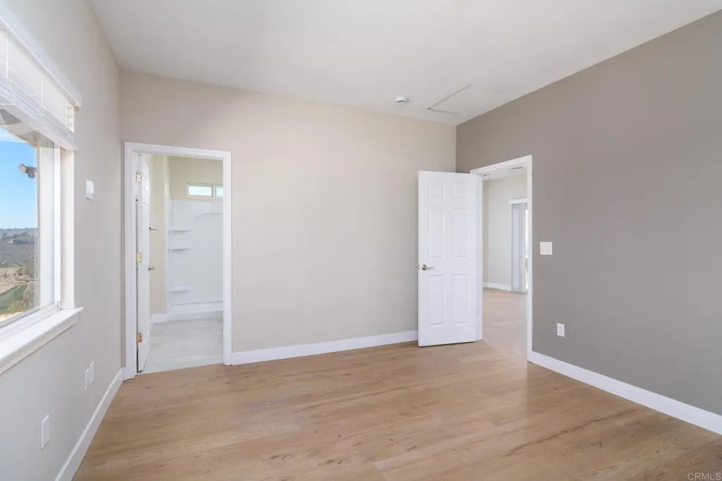 https://cdn.realtyfeed.com/cdn/127/307065780/66c8075b782d2aa3b39e67d19a5625ee.webp
