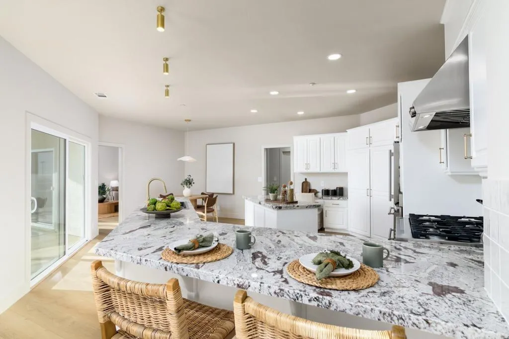 https://cdn.realtyfeed.com/cdn/127/307065780/77711f5ee66291a501fc7ff9f24773f9.webp
