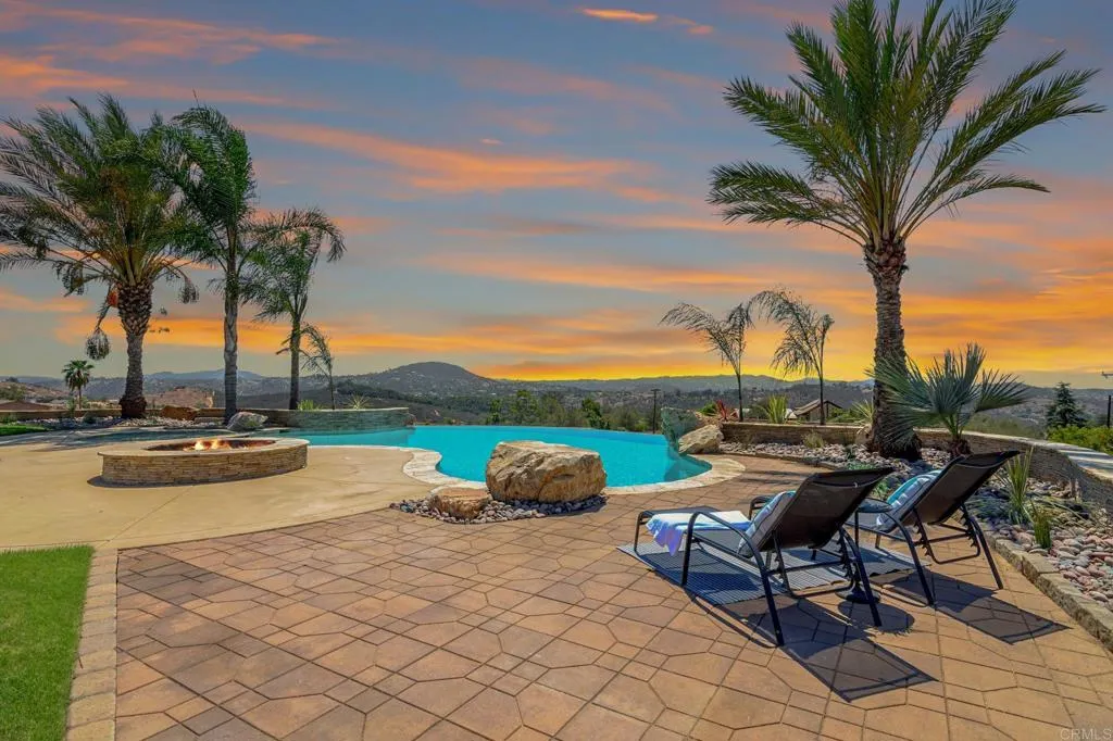 31488 Via Vista Mejor, Valley Center, CA 92082 - Main photo, Valley Center, CA