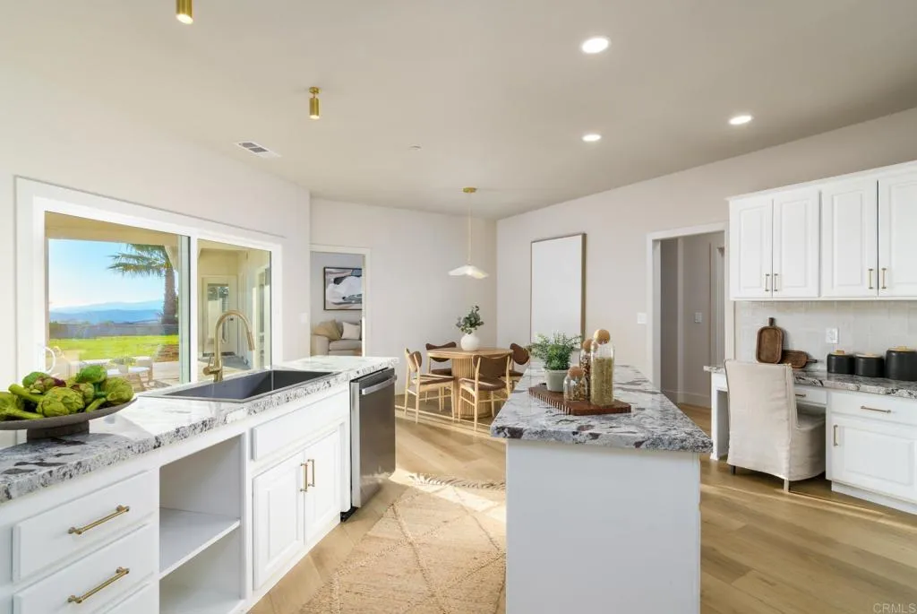 https://cdn.realtyfeed.com/cdn/127/307065780/d05a11345152bdee8e8813c22558af5b.webp