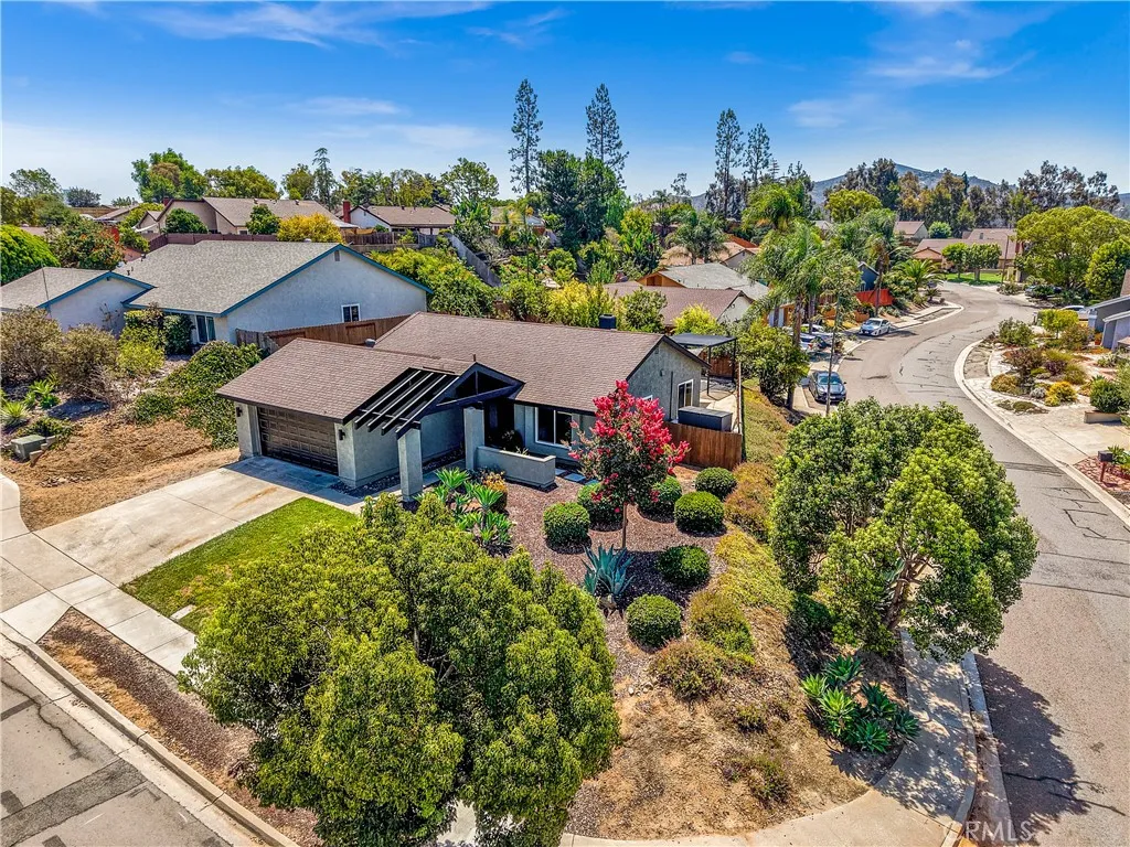 1195 Via Teresa, San Marcos, CA 92069 - Main photo, San Marcos, CA