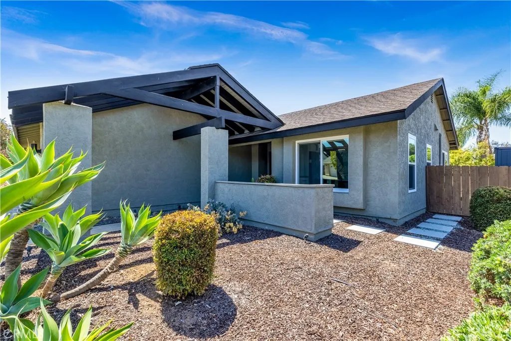https://cdn.realtyfeed.com/cdn/127/307065791/30900eff2d4dfc77af6a7a622ff93c20.webp
