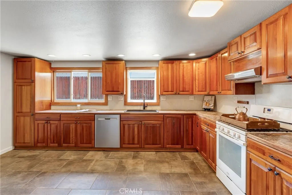 https://cdn.realtyfeed.com/cdn/127/307065801/474b4f5227662560108551049c48005f.webp