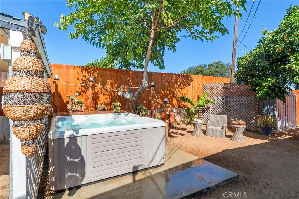https://cdn.realtyfeed.com/cdn/127/307065801/7f89f2a43104a0f2c17605d7f89570bb.webp