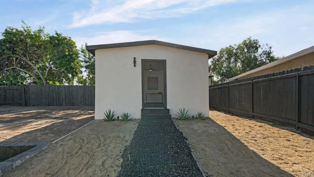 https://cdn.realtyfeed.com/cdn/127/307065803/4965195fcd93a6039e59c0a53d733b89.webp