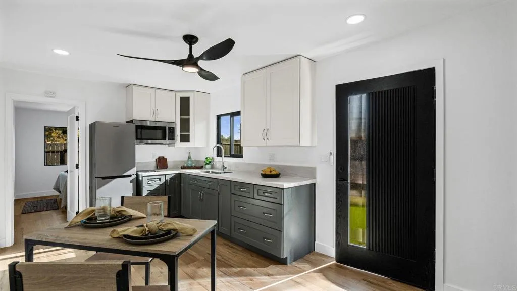 https://cdn.realtyfeed.com/cdn/127/307065803/778df0c8aed6b192e3ac642c8e178d40.webp