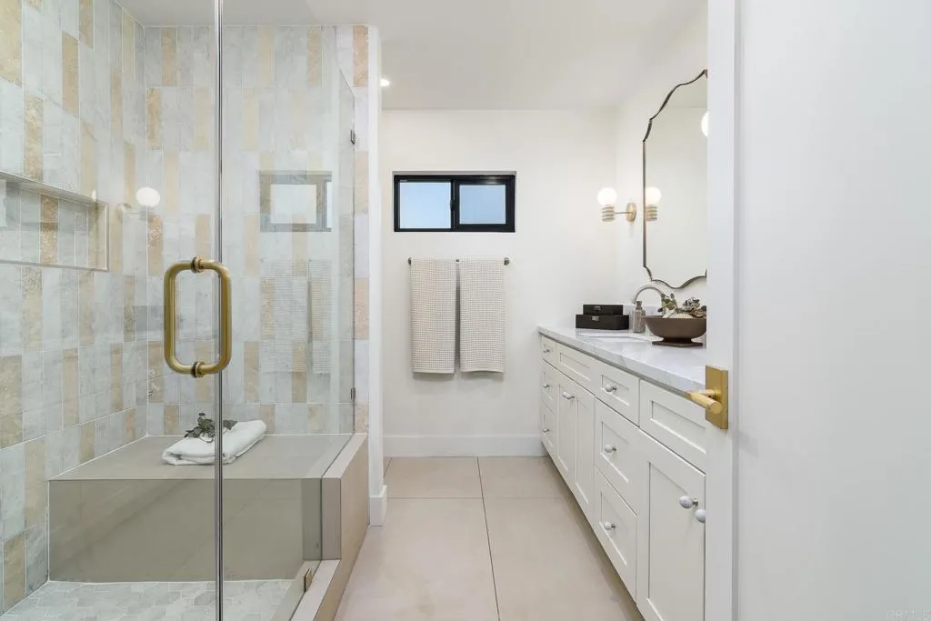 https://cdn.realtyfeed.com/cdn/127/307065808/8874cc306fd733bf0efc84111eb5e6f6.webp