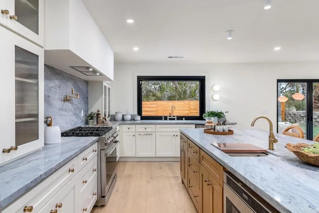 https://cdn.realtyfeed.com/cdn/127/307065808/d2cfdc6d6f90d186d488fef27c73b8f2.webp