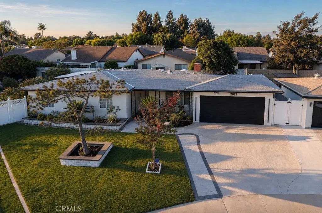 Santa Ana, CA 92701