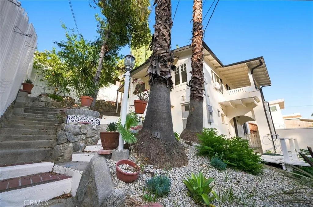 Los Angeles, CA 90065