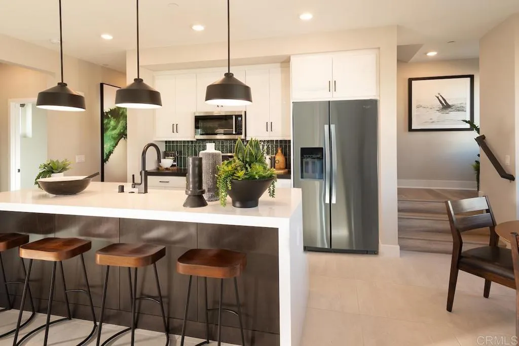 https://cdn.realtyfeed.com/cdn/127/307065857/2946cf789a179b08406cb765e96168c1.webp