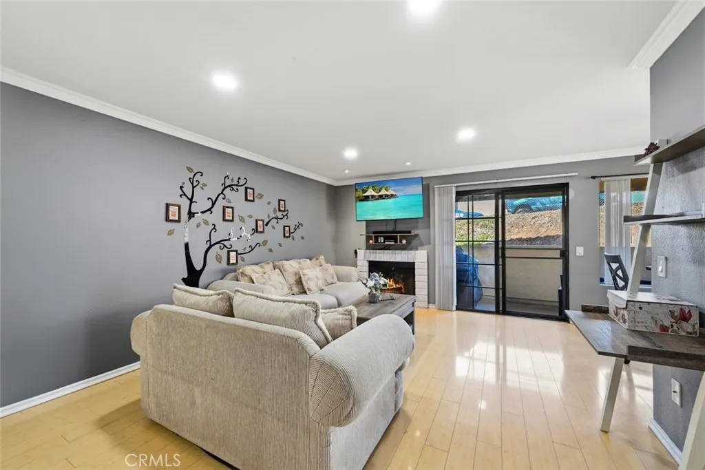 https://cdn.realtyfeed.com/cdn/127/307065865/0444c14ae4b4771afcda8c287253e556.webp