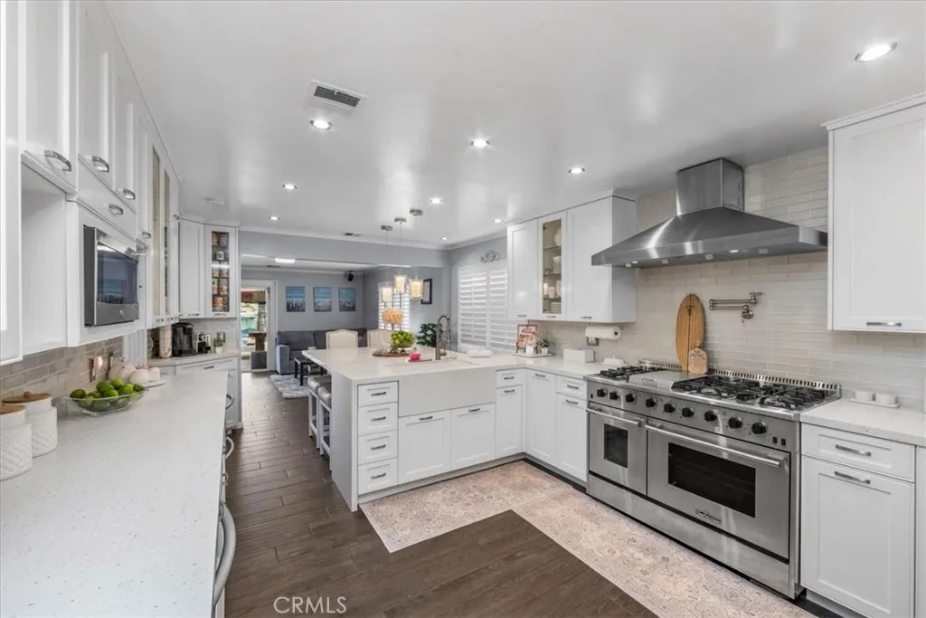 Newhall, CA 91321